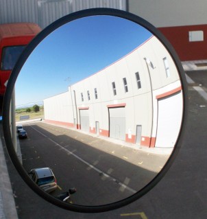 Espejo-convexo-calle-600
