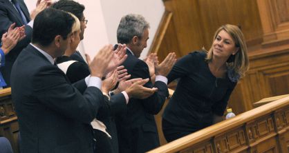 cospedal.aplauso. P-Herrera (EFE)