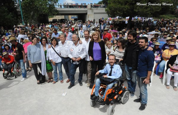podemos.mitin.zaragoza.depie