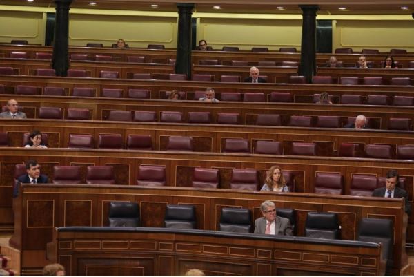 mocion.hemiciclo.vacio